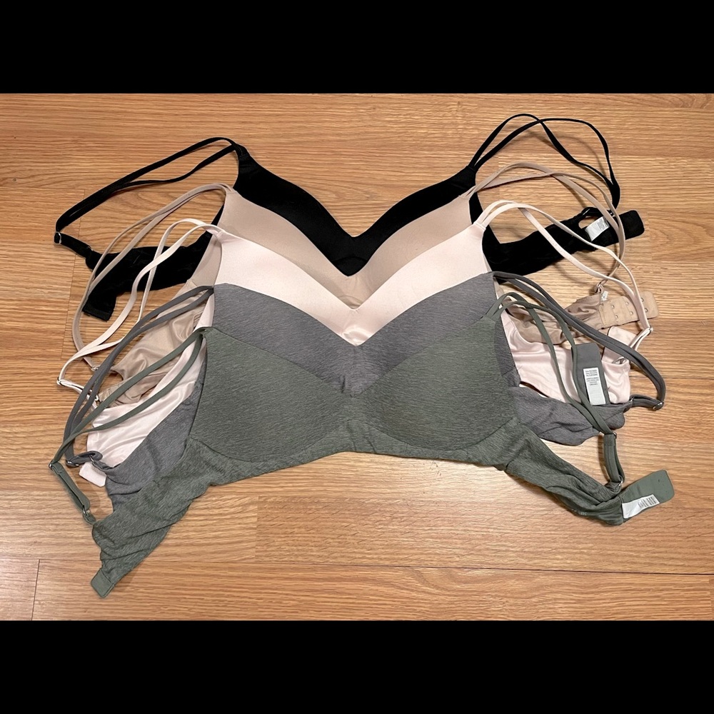 SOLD*** Aerie bra bundle (5)